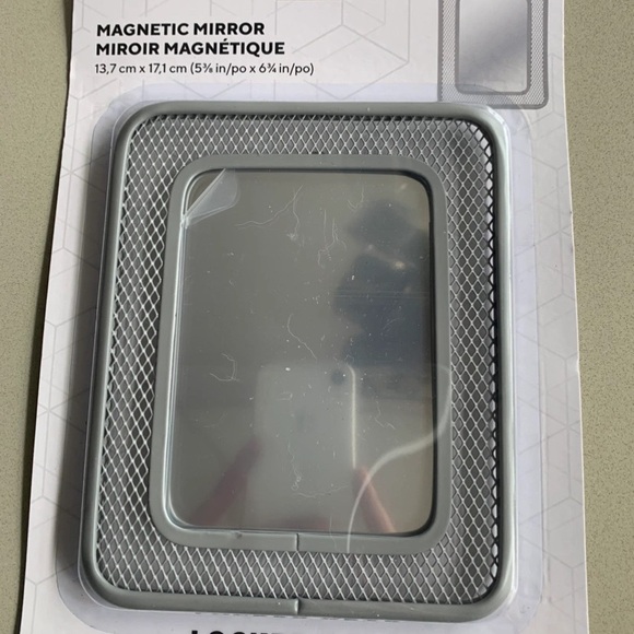 Locker mirror - Picture 1 of 2